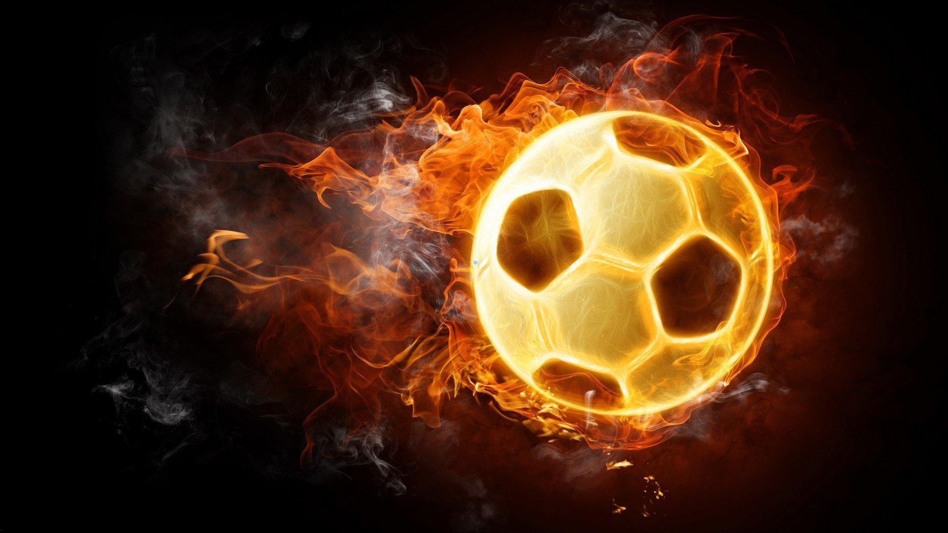 维尼修斯点球争议揭秘，前裁判深度剖析VAR与判罚的微妙关系